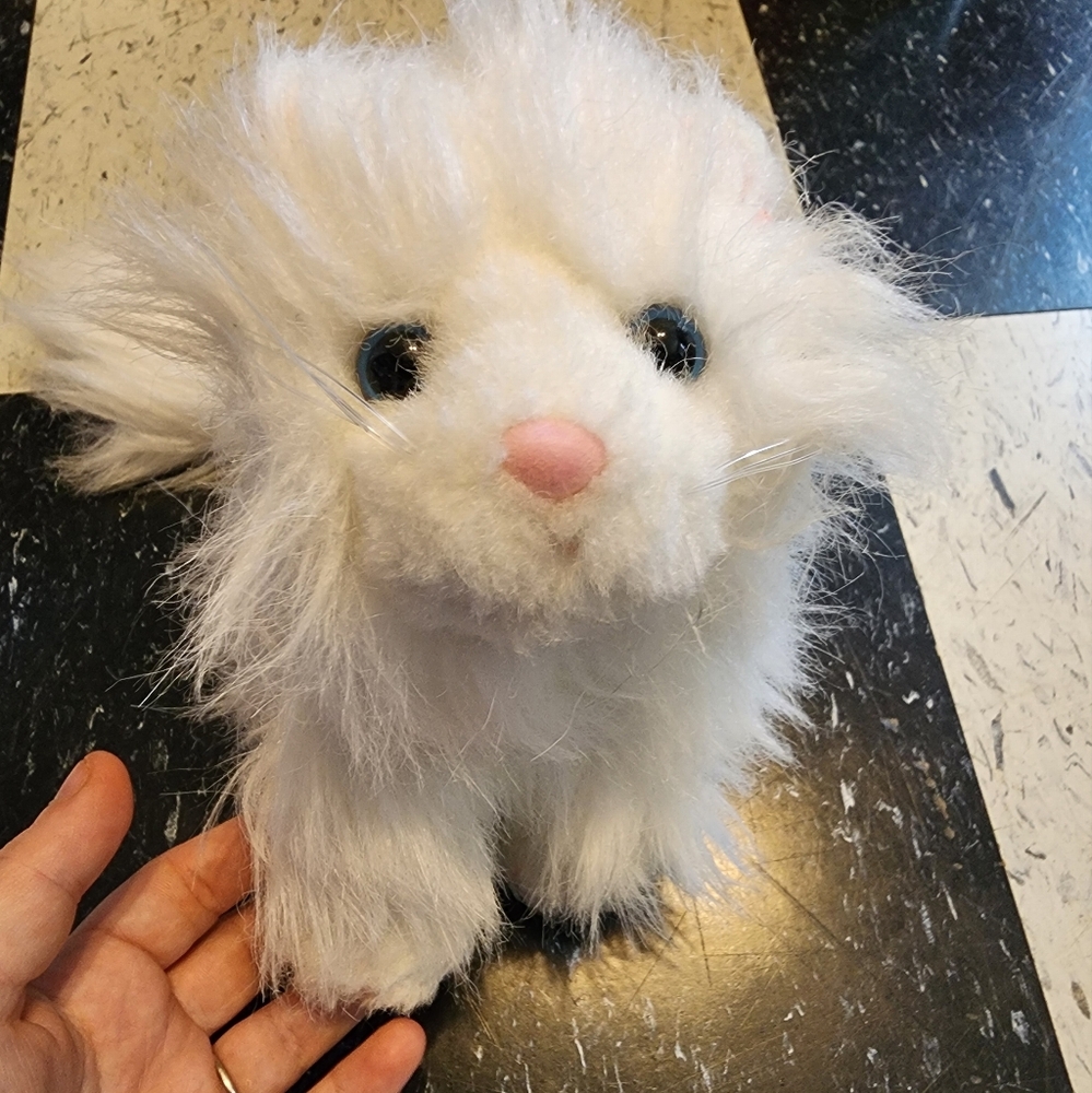 Webkinz White Persian Cat HM110 - NO CODE